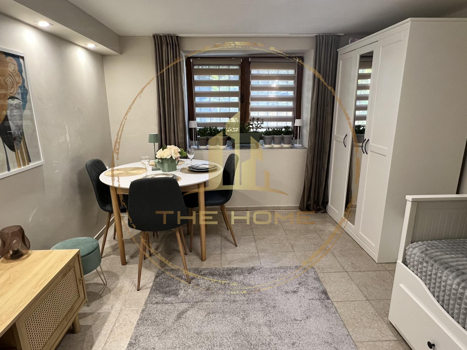 property header pic